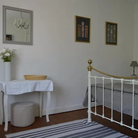 La Vieille Distillerie Bed & Breakfast