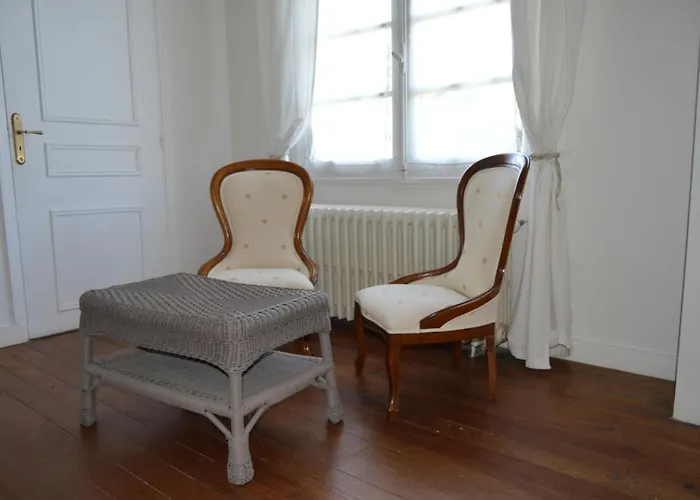 La Vieille Distillerie Bed and Breakfast Le Tâtre